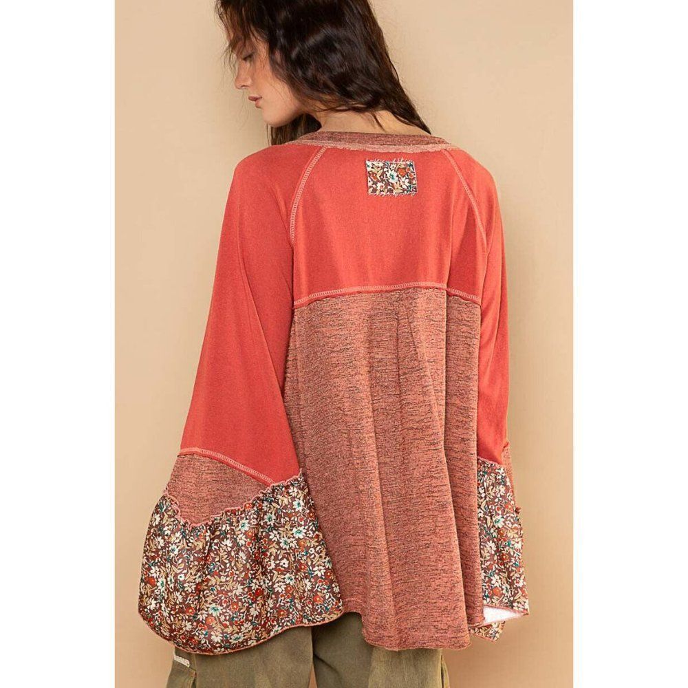 POL Better With You Floral Belle Sleeve Top in Brick Multi FKT1087 - Picture 9 of 9